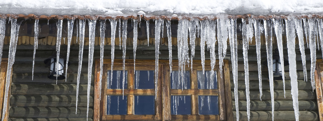 Spray foam prevents ice dams by providing proper insulation in Corpus Christi attic spaces